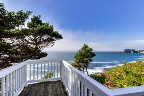 Depoe Bay Lookout