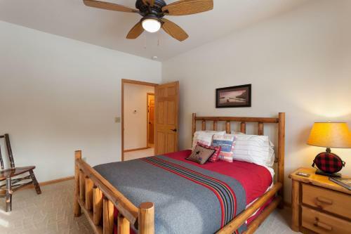Apartamento Copperwood #16- Hiller Vacation Homes Condo