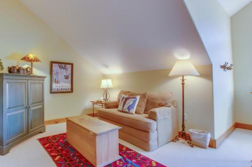 Pinecone Lodge In Arrowhead