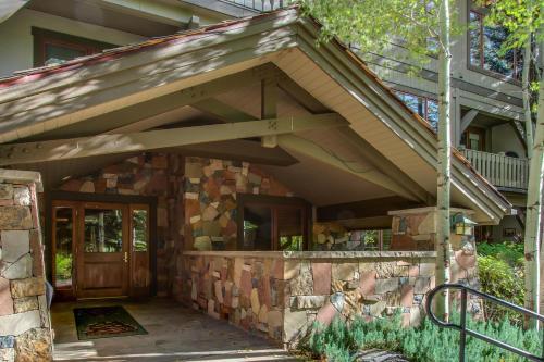 Pinecone Lodge In Arrowhead