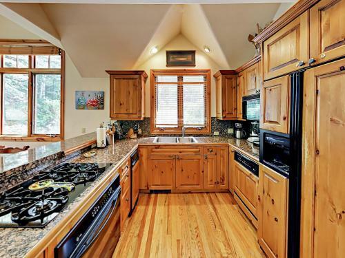 663 Sawatch Drive Townhouse Unit 1