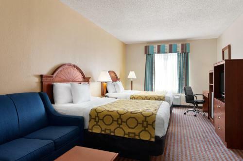 Hotel Baymont By Wyndham Elizabethtown