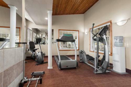 Hotel Ramada By Wyndham Elizabethtown