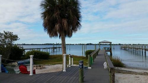 Villa One Bedroom Paradise Cove Unit 7