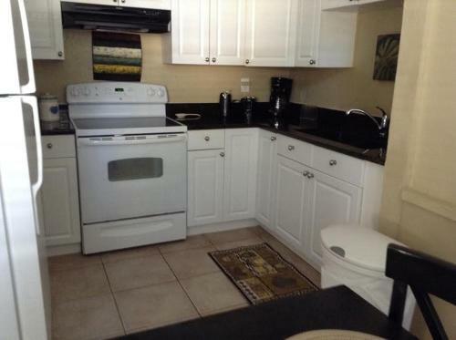 Villa Two Bedroom Paradise Cove Unit 3