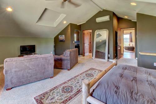 Rancho Santa Fe Lakeview Villa