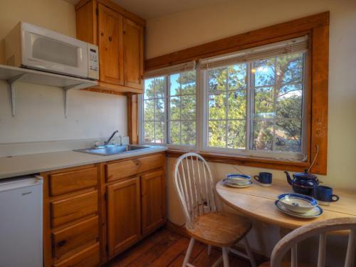 New! Edelweiss Mountain Haus -- E.v. Reg # 3386 Cottage