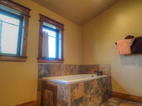 Timber Mountain Retreat Townhouse
