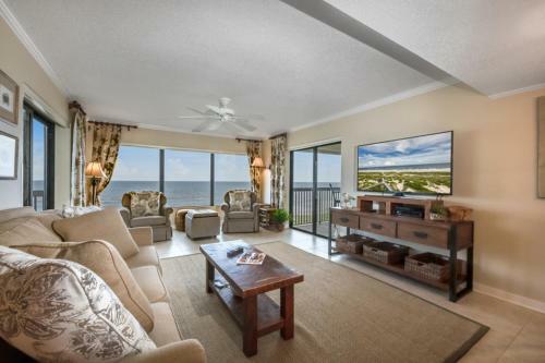 Apartamento High Surf Condo