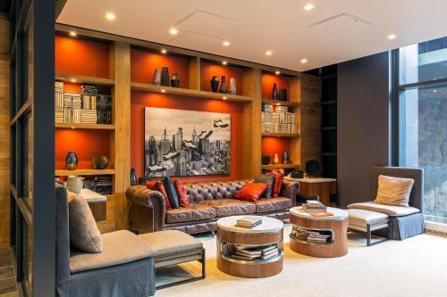 Apartamento Midtown Village 2001
