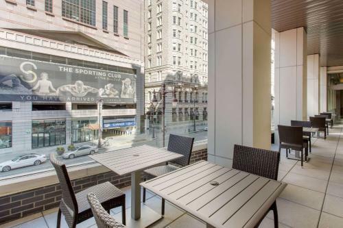 Cambria Hotel Philadelphia Downtown Center City