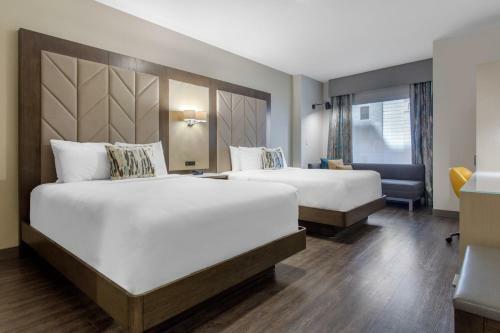 Cambria Hotel Philadelphia Downtown Center City