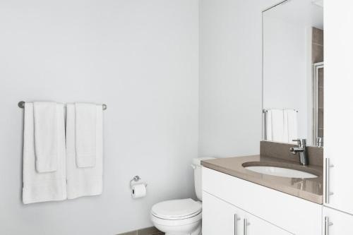 Apartamento Logan Square 205