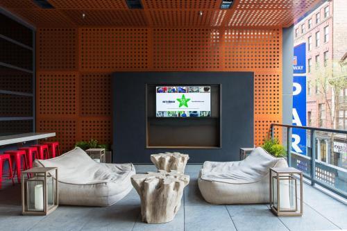 Apartamento Midtown Village 2012