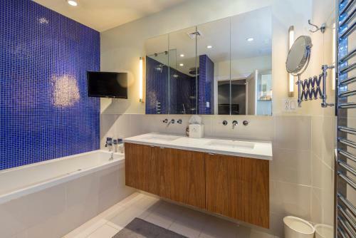 Exemplary Mansion With Luxury Finishes