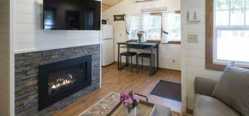 Posada Thorp House Inn & Cottages
