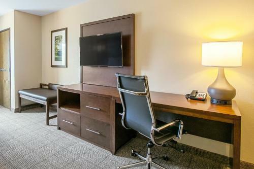 Hotel Comfort Suites