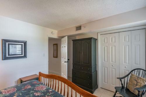 Apartamento Chas. Oceanfront 419 Condo