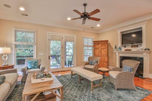 East Ashley Avenue 1008 - The Okeanos Home