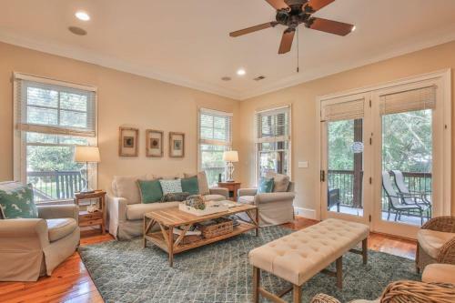 East Ashley Avenue 1008 - The Okeanos Home