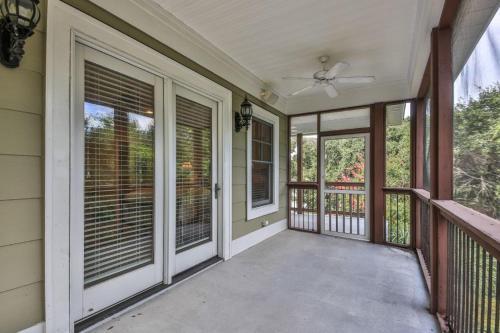East Ashley Avenue 1008 - The Okeanos Home
