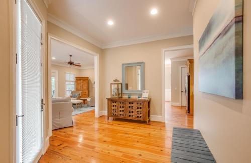 East Ashley Avenue 1008 - The Okeanos Home