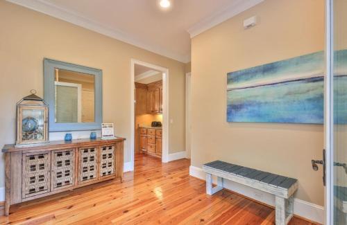 East Ashley Avenue 1008 - The Okeanos Home