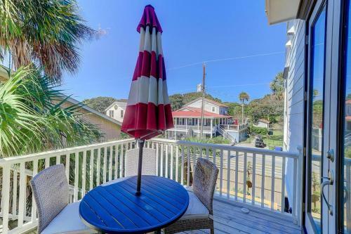 125-b East Ashley Townhouse
