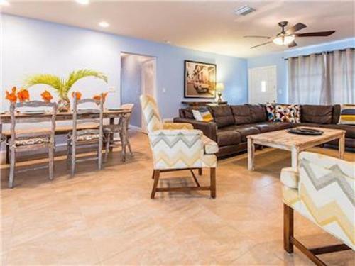 Tradewinds-by-the-sea