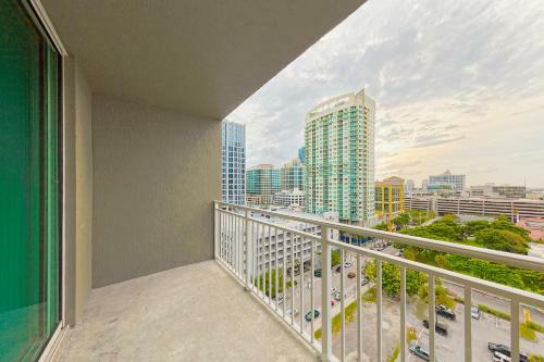 Fully Furnished Apartments - Las Olas