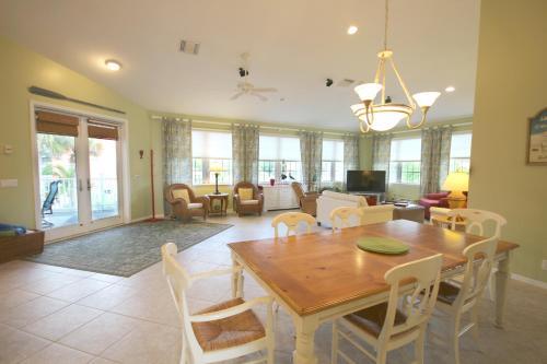 134 Virginia Avenue Home