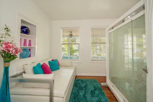 Estero Estate #1 - Two Bedroom Apartment