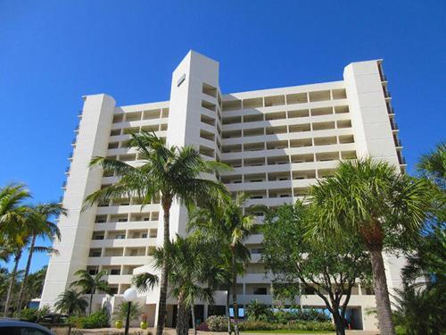 Riviera Club #704 Apartment