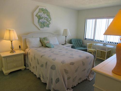 Riviera Club #704 Apartment