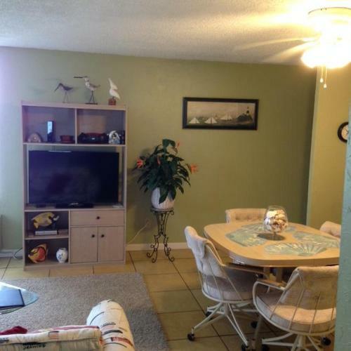 Estero Beach & Tennis #1001b Apartment