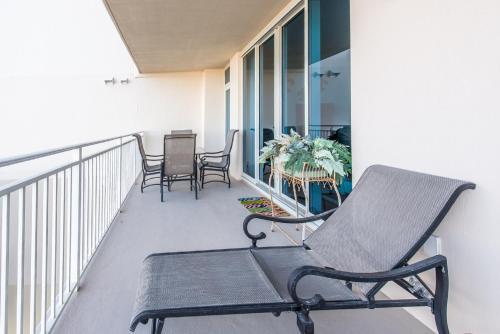 Apartamento Waterscape 425-a Oka Condo