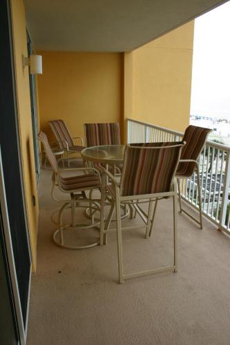 Azure Sandcastle Apartment