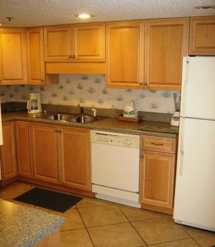 Apartamento Surf Dweller 102 Condo