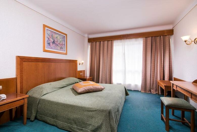 Athos Palace Hotel