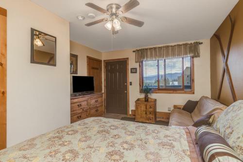 Apartamento Two Bedroom 215 At Woodbridge