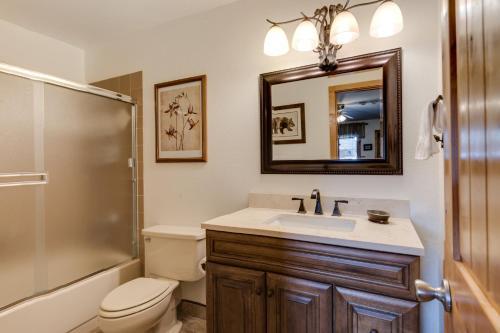 Apartamento Two Bedroom 215 At Woodbridge