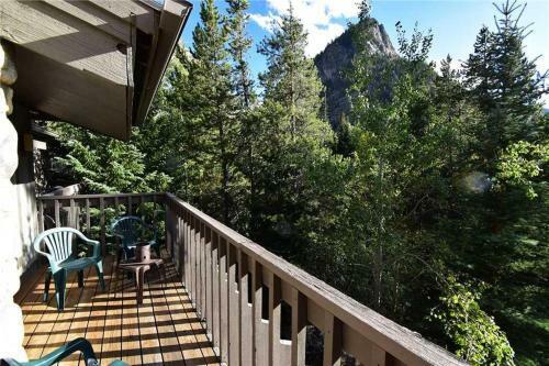 Cross Creek 203 (condo)