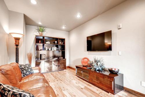Apartamento 118 Ave 1 Frisco Condo