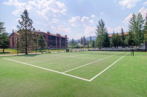 Apartamento Two-bedroom Condo G136 At Mountainside