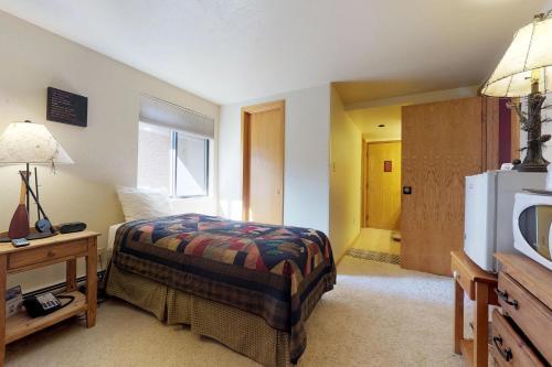 Apartamento Ten Mile Condos