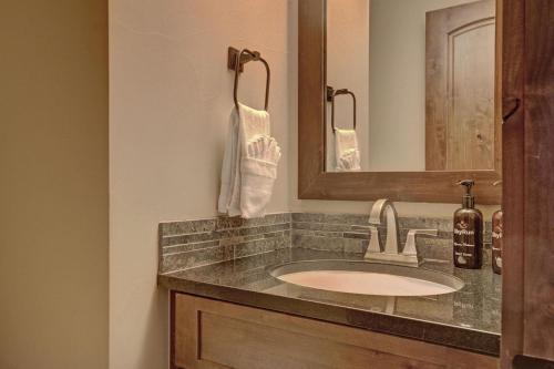 B202 Watertower Place Townhouse