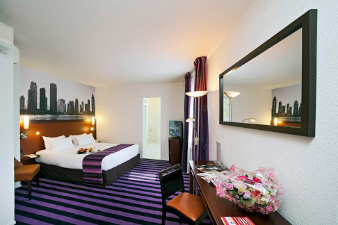 Hotel Quality Inn Paris La Defense **dbl Reg**
