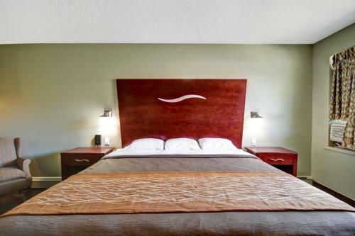 Motel Canada's Best Value Inn Burlington
