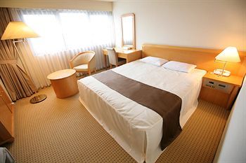 Hotel Osaka Garden Palace