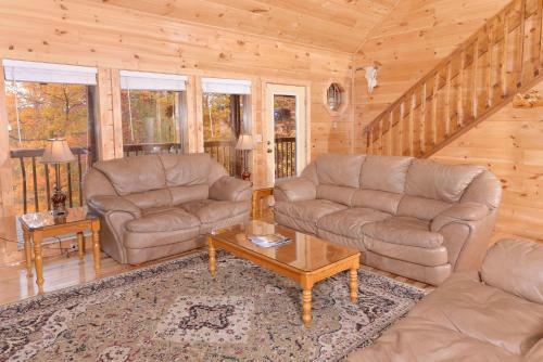 Love & Laughs #11 - Seven Bedroom Cabin